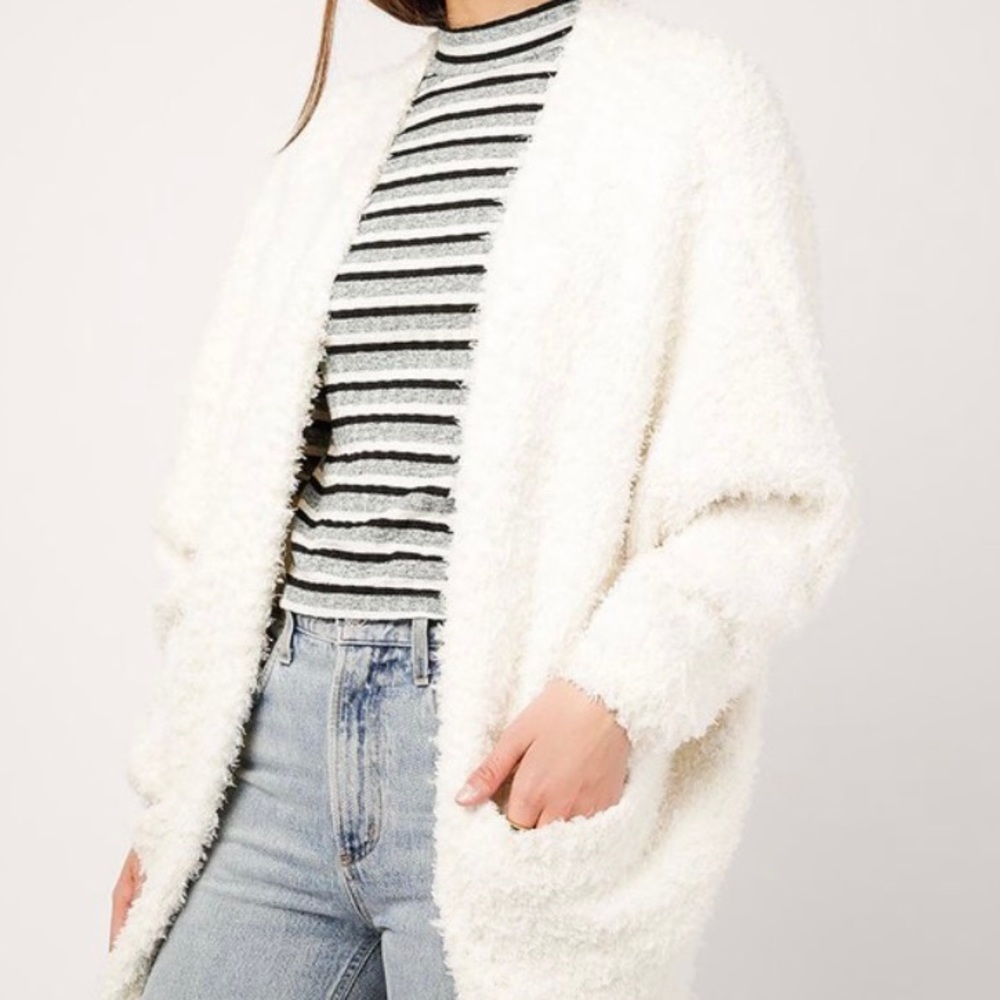 Azalea Ultra Soft Fuzzy Cardigan S Cream NWT